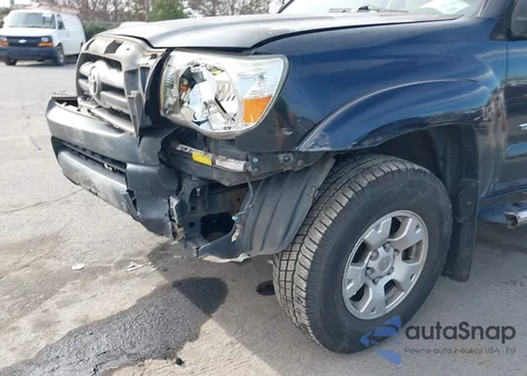 2009 Toyota Tacoma Prerunner V6 z USA, uszkodzony, nr VIN 3TMJU62NX9M087839